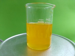 Aspecto de la suspensión de isotretinoína en aceite de soja