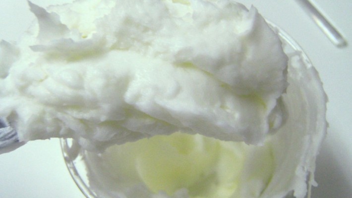 Permetrina 5 % en crema base lanette