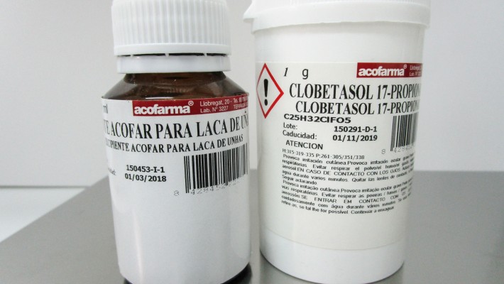 Urea en laca de uñas